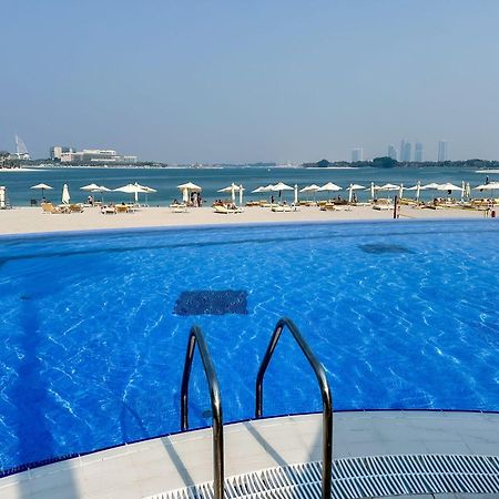 Modern Beachfront 1Br Apartment - Tiara Residence Dubaï Extérieur photo